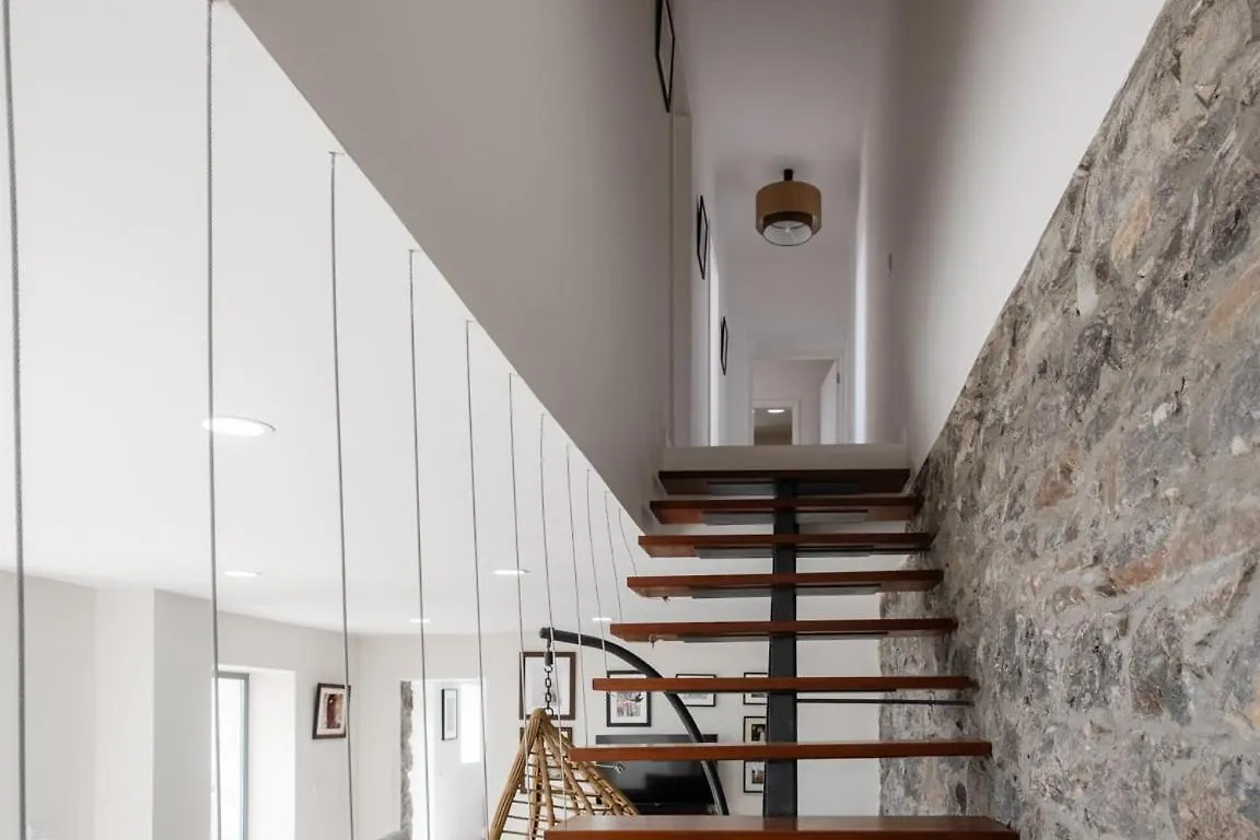 Guestready - Quiet House & Heated Pool W Sea View Hotel Prazeres 0*,  Portugália